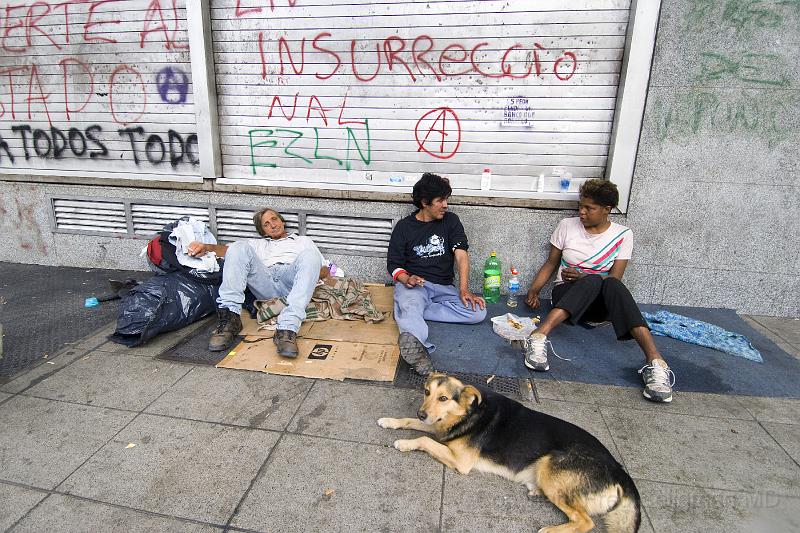 20071201_160651  D2X 4200x2800.jpg - Homeless near Plaza de Mayo,Buenos Aires, Argentina